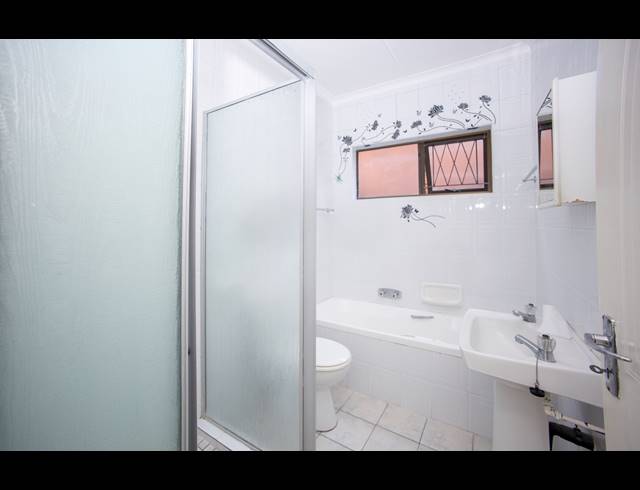 3 BEDROOM TOWNHOUSE FOR SALE IN BEACON BAY